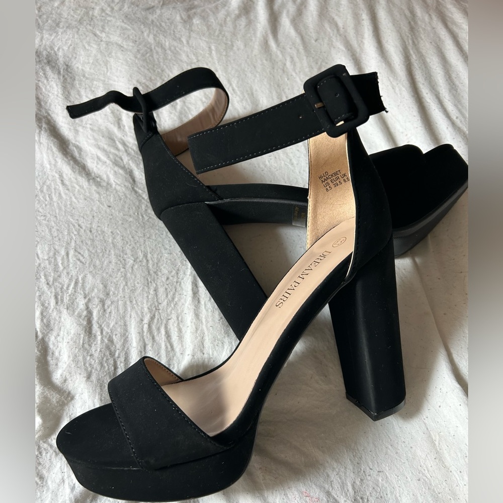 Brand new matte black heeled sandals